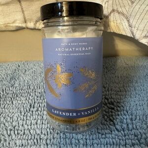 NEW STILL SEALED!! Bath & Body Works Lavender Vanilla Shower Steamers 6 tablets